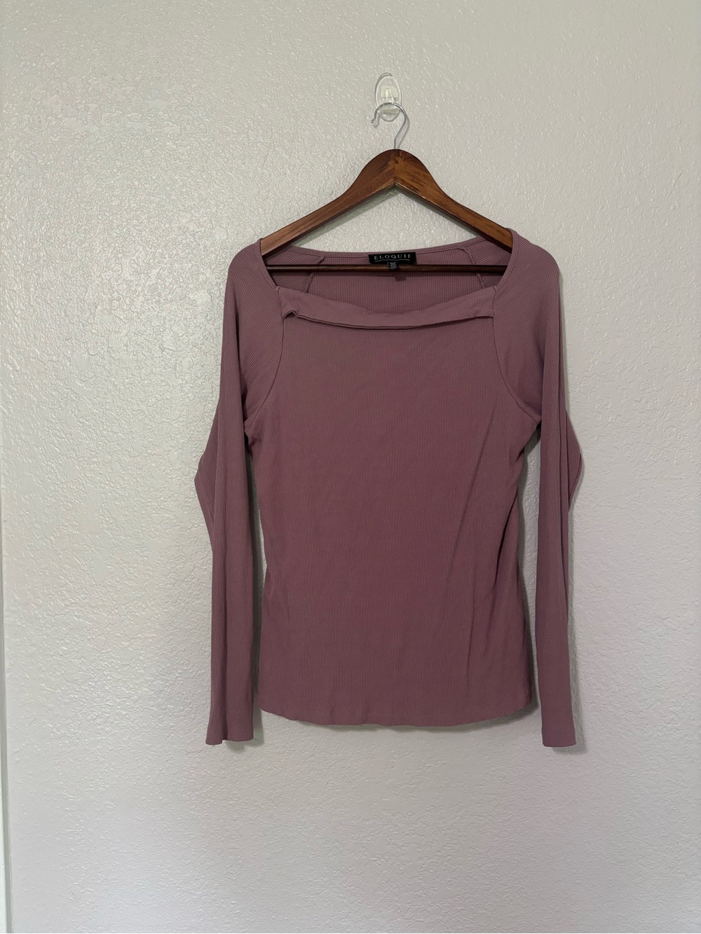 Eloquii Mauve Long Sleeve Cutout Ribbed Top